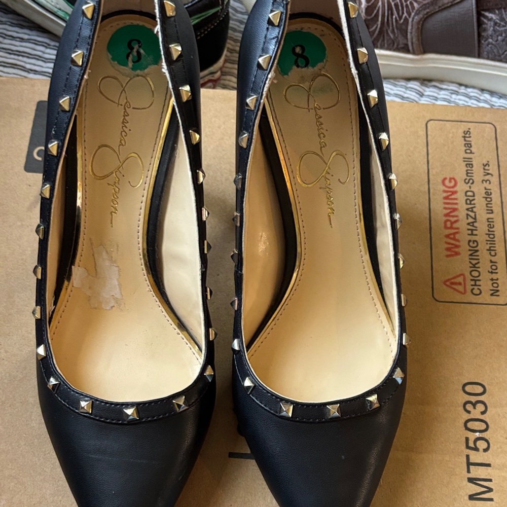 Jessica Simpson Black Pointed-Toe Studded Heels